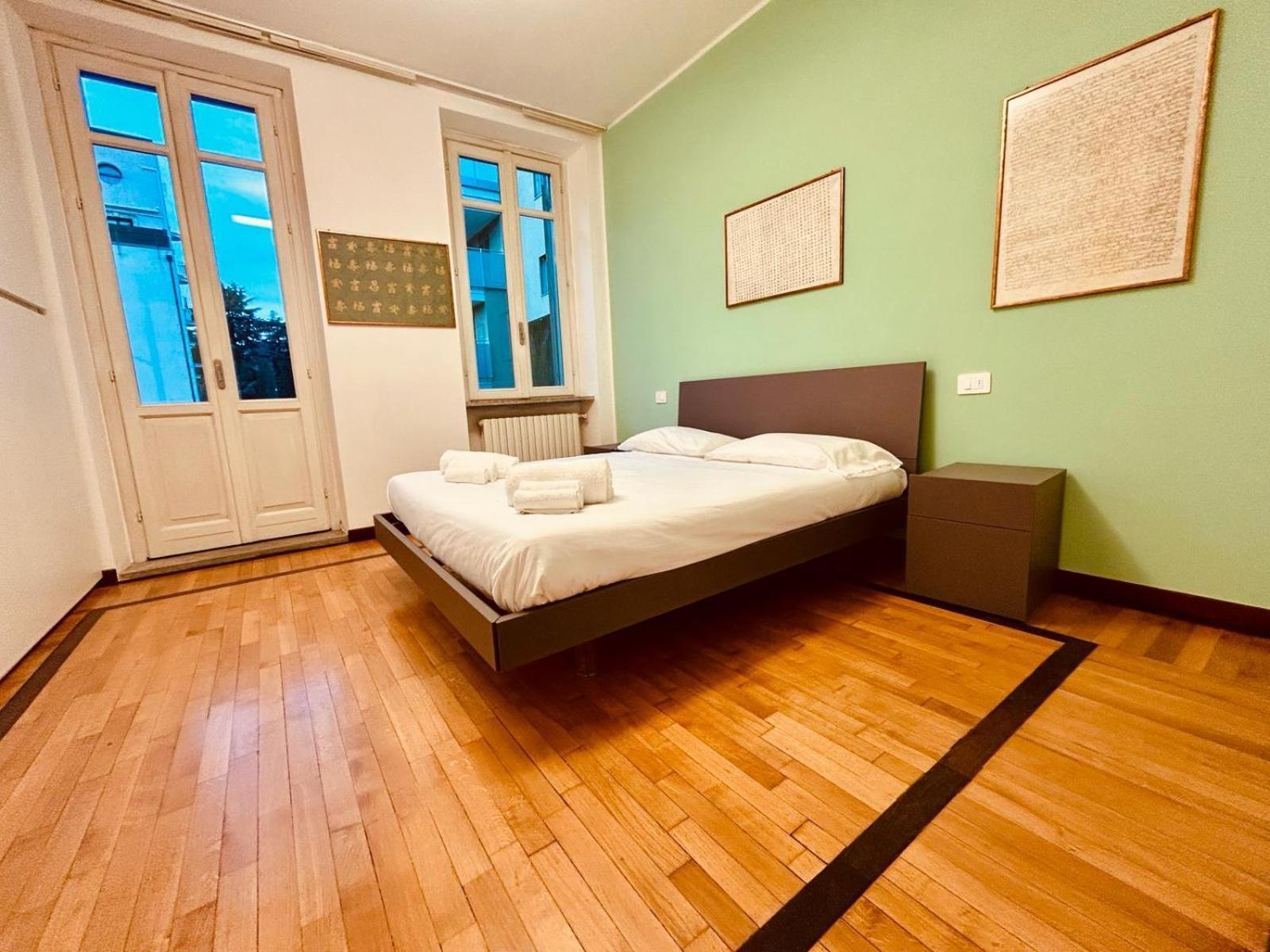 Appartement Kibilu - Via Medaglie D'Oro Centro Citta Con Parcheggio à Varèse Extérieur photo
